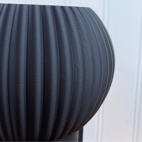 Indoor Planter Pot, The Roni Planter, Houseplants Pot, Black - Picture 6 of 10